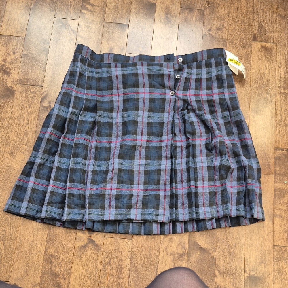 Plaid Button-Up Women's Skirt Uniform Size 23-24 Piacente